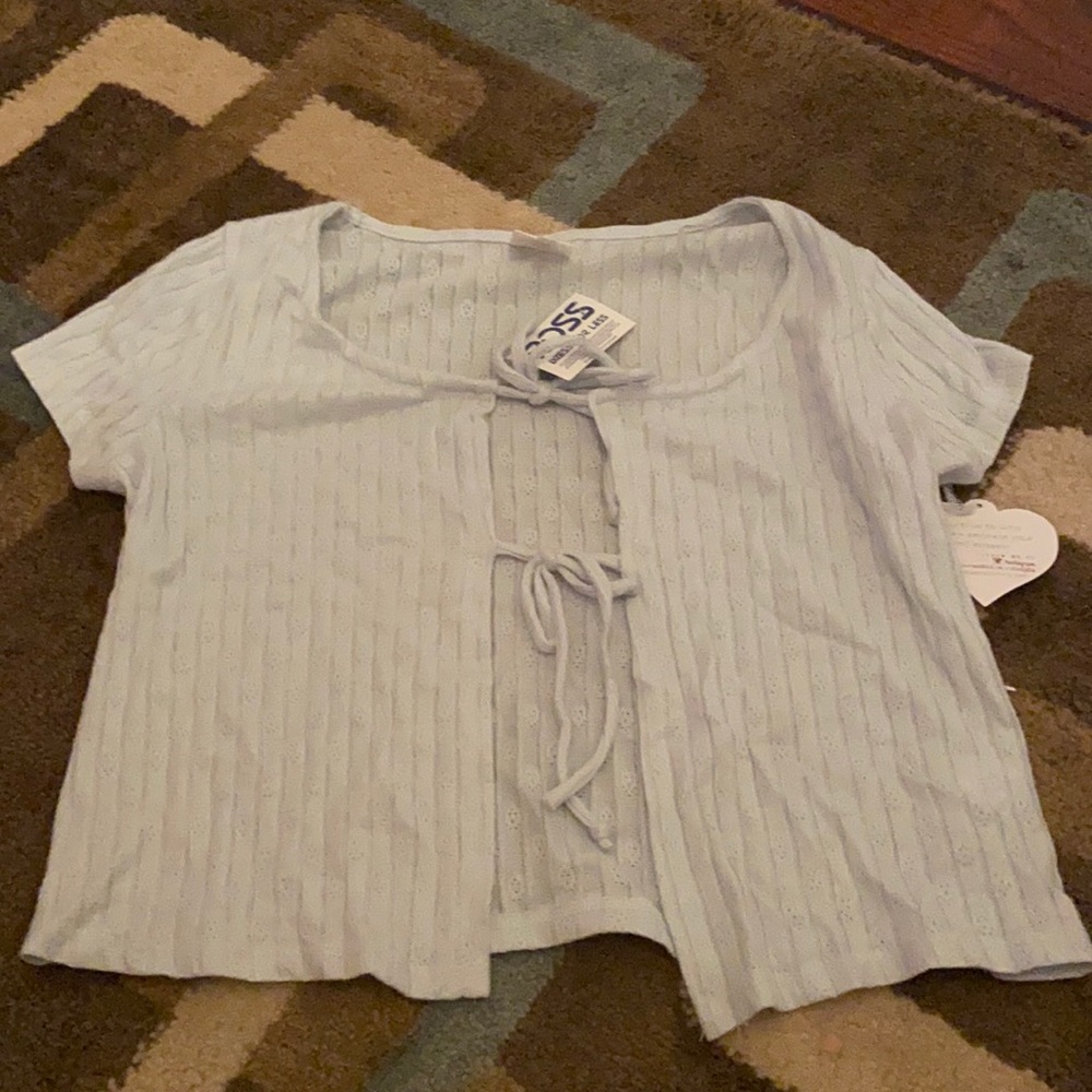 light blue too with ties in the middle.